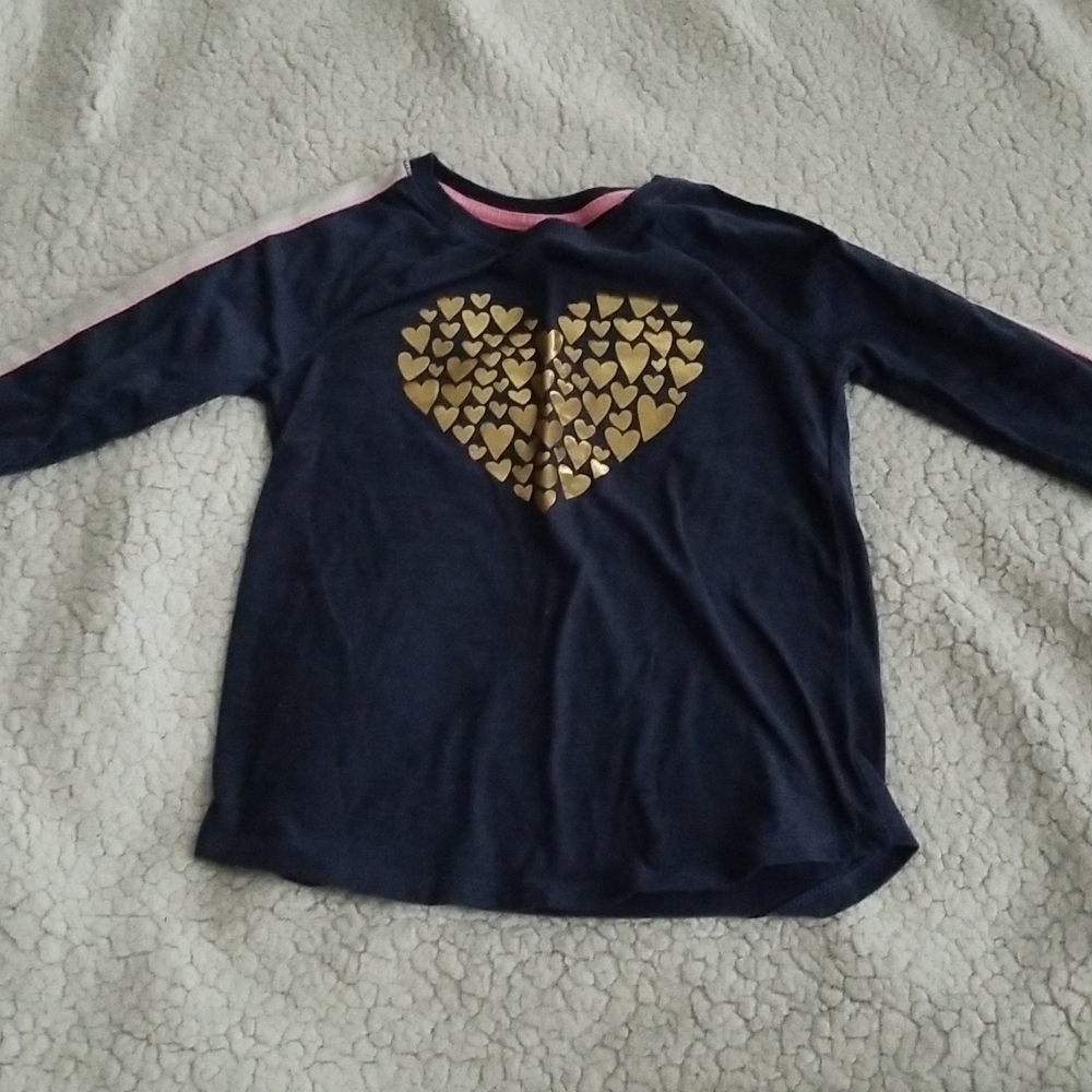 Cat & Jack Girl's 3/4 Sleeve Heart Shirt